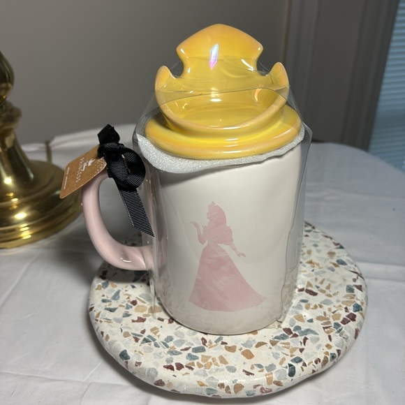 Rae Dunn Sleeping Beauty coffee/tea mug with crown topper - Picture 3 of 5